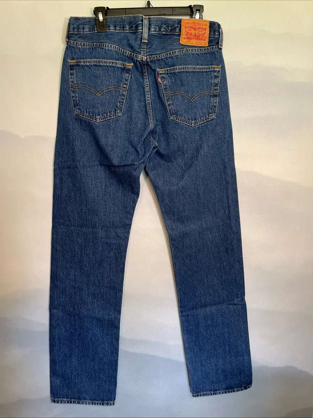 Levi’s 501 Button Fly Mens Jeans 33/34 Straight leg